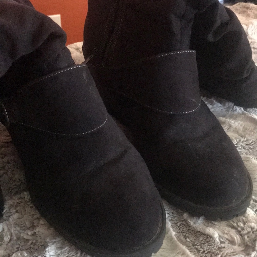 Wedge boots